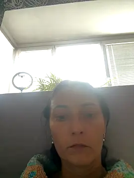 Snapshot of Miroslava1247 chatting on October 19, 2025, 8:39 am Miroslava1247 online show from October 19, 2025, 8:39 am