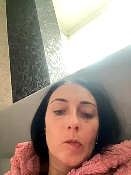 Snapshot of Miroslava1247 chatting on October 18, 2025, 8:16 am Miroslava1247 online show from October 18, 2025, 8:16 am