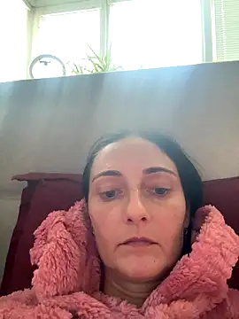 Snapshot of Miroslava1247 chatting on October 11, 2025, 12:06 pm Miroslava1247 online show from October 11, 2025, 12:06 pm