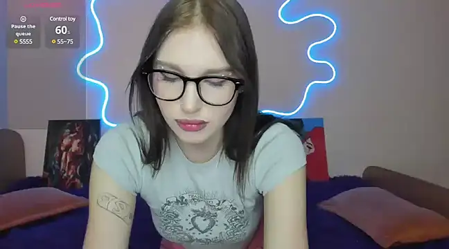 EvelinaLuu online show from March 8, 2025, 3:06 am