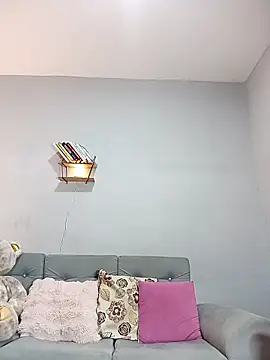 Snapshot of anahi_evans19 chatting on February 24, 2026, 1:45 pm anahi evans19 online show from February 24, 2026, 1:45 pm