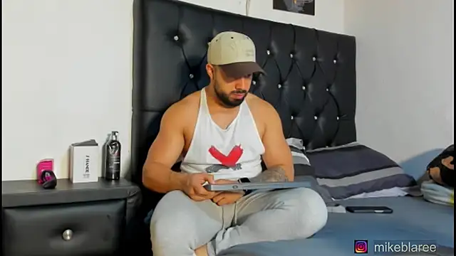 mikeblaree online show from February 17, 2026, 9:12 pm