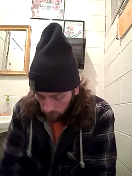 Snapshot of gronammo85 chatting on March 5, 2025, 4:57 pm gronammo85 online show from March 5, 2025, 4:57 pm