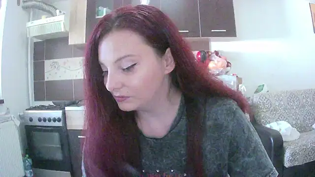 caty33 online show from September 23, 2025, 9:27 am