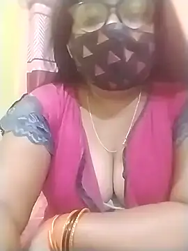 Snapshot of fuunalka chatting on September 28, 2025, 8:10 am fuunalka online show from September 28, 2025, 8:10 am