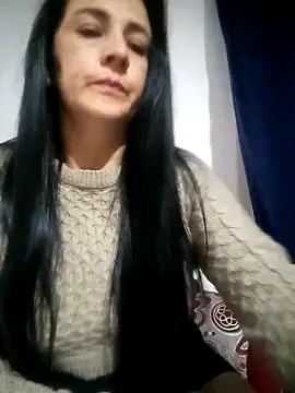 Snapshot of Alanna_11 chatting on September 19, 2025, 3:54 am Alanna 11 online show from September 19, 2025, 3:54 am