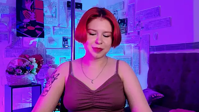 MitsukiMun online show from March 4, 2025, 10:05 pm