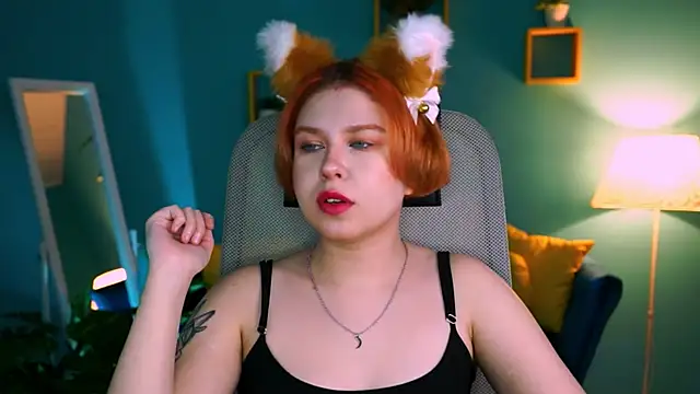 MitsukiMun online show from March 12, 2025, 3:07 pm