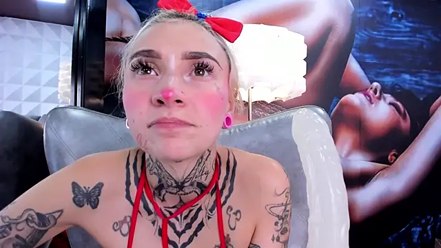 miss   angel online show from March 3, 2025, 9:05 pm