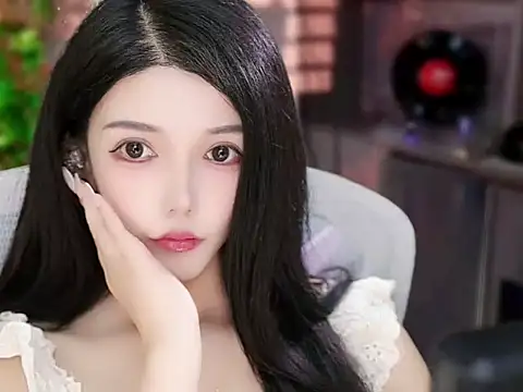 Snapshot of vv-77 chatting on September 22, 2025, 2:23 pm vv-77 online show from September 22, 2025, 2:23 pm