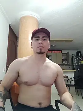 Snapshot of Logan_Roy18 chatting on November 14, 2025, 7:28 pm Logan Roy18 online show from November 14, 2025, 7:28 pm