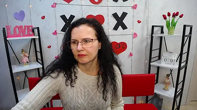 Miroslava Happi online show from March 9, 2025, 3:38 pm