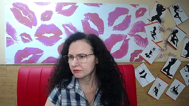 Miroslava Happi online show from September 11, 2025, 6:02 am