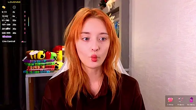 Snapshot of Hisoka_akerley chatting on October 18, 2025, 5:37 pm Hisoka akerley online show from October 18, 2025, 5:37 pm