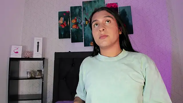 Snapshot of Selena_fox7 chatting on October 4, 2025, 5:09 am Selena fox7 online show from October 4, 2025, 5:09 am