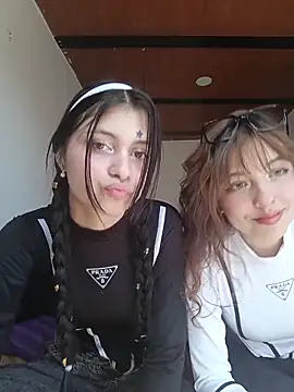 Snapshot of CHLOE_ISABELL chatting on February 26, 2026, 4:29 pm CHLOE ISABELL online show from February 26, 2026, 4:29 pm