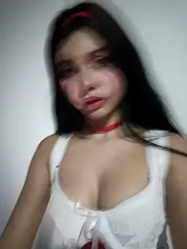 Snapshot of CHLOE_ISABELL chatting on November 1, 2025, 1:01 am CHLOE ISABELL online show from November 1, 2025, 1:01 am