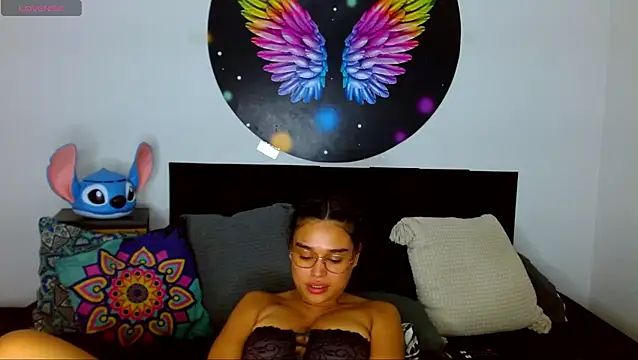 Ana Riderr online show from April 23, 2026, 3:24 am