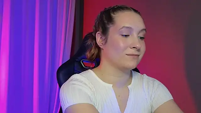 Snapshot of Saint_Vicious chatting on October 16, 2025, 8:28 pm Saint Vicious online show from October 16, 2025, 8:28 pm