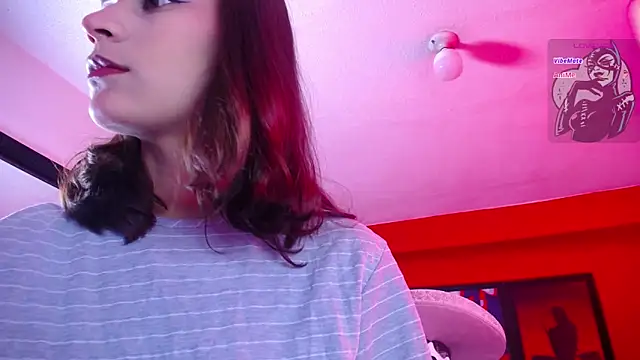 Snapshot of Auroraa_soul chatting on September 15, 2025, 12:49 pm Auroraa soul online show from September 15, 2025, 12:49 pm