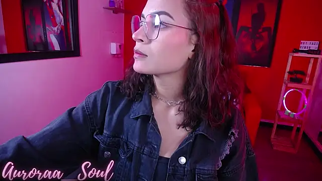 Snapshot of Auroraa_soul chatting on October 6, 2025, 1:12 pm Auroraa soul online show from October 6, 2025, 1:12 pm