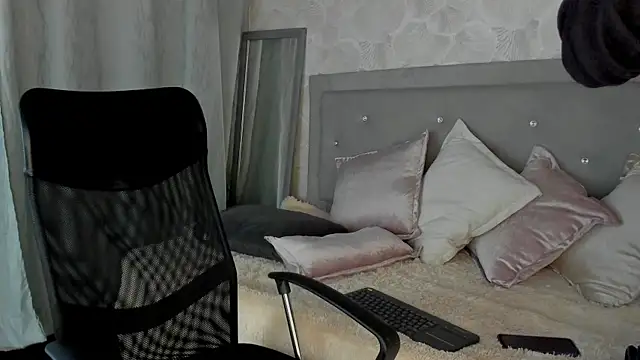 Snapshot of Luke_Diaz7 chatting on March 7, 2025, 1:53 am Luke Diaz7 online show from March 7, 2025, 1:53 am