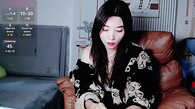 Tangtang-baby online show from March 3, 2025, 5:47 am