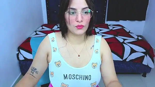 Snapshot of atenea_02_love chatting on September 19, 2025, 12:47 am atenea 02 love online show from September 19, 2025, 12:47 am