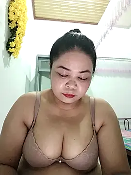 Snapshot of Baby-bigtits2024 chatting on February 12, 2025, 1:27 pm Baby-bigtits2024 online show from February 12, 2025, 1:27 pm