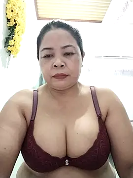 Baby-bigtits2024 online show from November 5, 2025, 12:52 pm