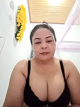 Snapshot of Baby-bigtits2024 chatting on March 9, 2025, 1:26 pm Baby-bigtits2024 online show from March 9, 2025, 1:26 pm