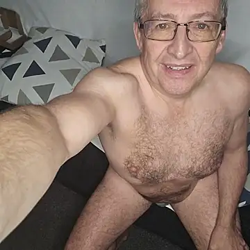 mann4u147 online show from October 15, 2025, 5:43 pm