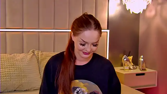 AlexaBright online show from October 8, 2025, 5:35 pm