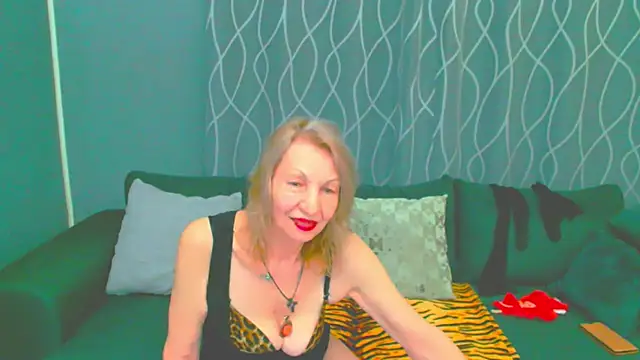 adeleadison online show from April 4, 2026, 5:25 am