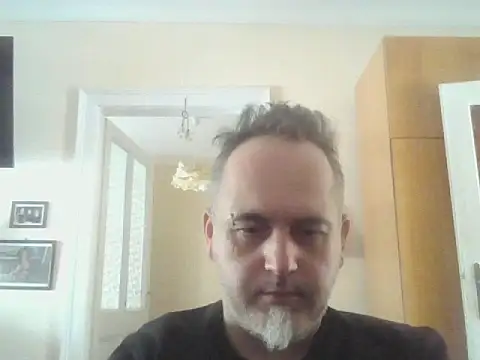 Szolga10 online show from April 5, 2026, 9:49 am