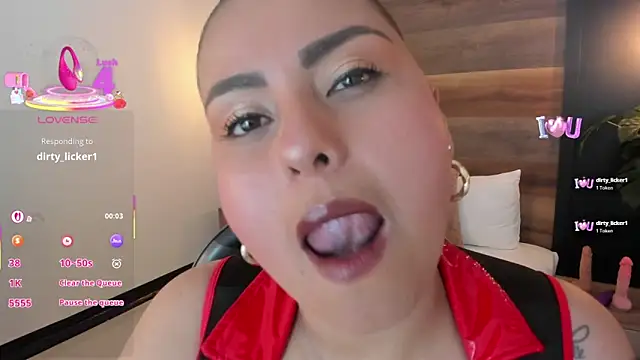 Snapshot of sol_valeria chatting on October 30, 2025, 7:11 pm sol valeria online show from October 30, 2025, 7:11 pm