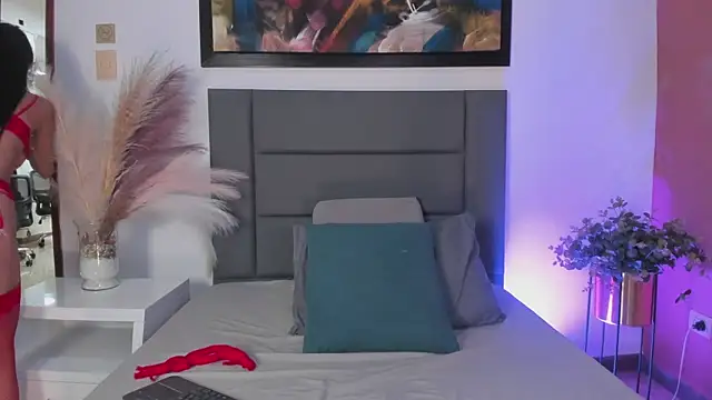 Snapshot of MiaHertz chatting on March 3, 2026, 12:06 am MiaHertz online show from March 3, 2026, 12:06 am