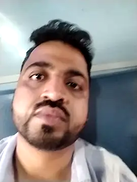 Snapshot of Vij717 chatting on March 16, 2025, 12:44 pm Vij717 online show from March 16, 2025, 12:44 pm