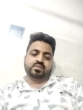 Snapshot of Vij717 chatting on March 21, 2025, 5:56 pm Vij717 online show from March 21, 2025, 5:56 pm