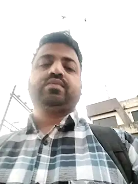 Snapshot of Vij717 chatting on February 18, 2025, 1:32 am Vij717 online show from February 18, 2025, 1:32 am