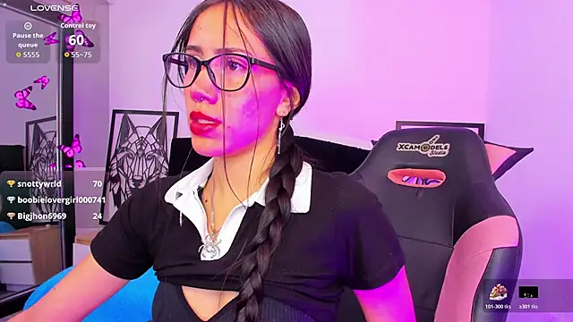 ximenagp online show from December 3, 2025, 4:46 am