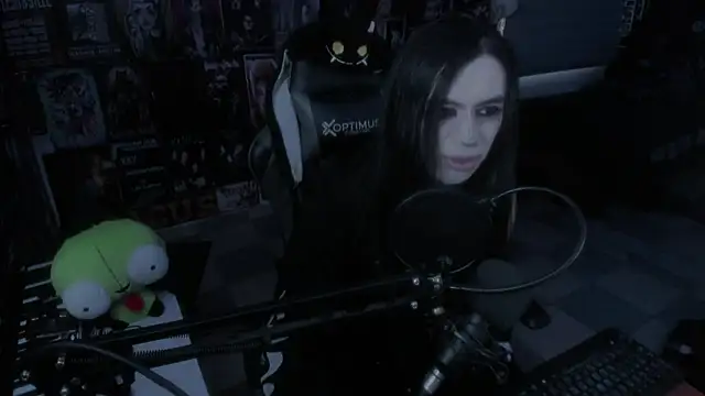 Snapshot of rotten_dreams chatting on February 20, 2025, 12:15 pm rotten dreams online show from February 20, 2025, 12:15 pm