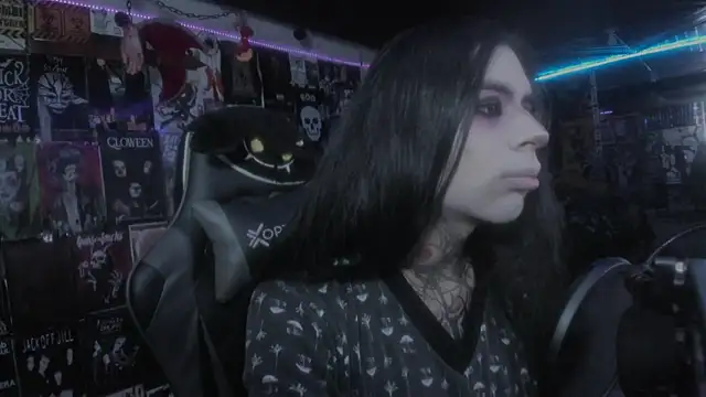 Snapshot of rotten_dreams chatting on March 8, 2025, 12:20 pm rotten dreams online show from March 8, 2025, 12:20 pm