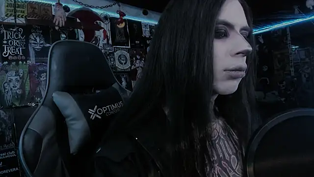 Snapshot of rotten_dreams chatting on September 29, 2025, 9:53 pm rotten dreams online show from September 29, 2025, 9:53 pm