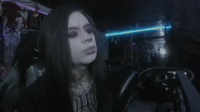 Snapshot of rotten_dreams chatting on March 18, 2025, 12:17 pm rotten dreams online show from March 18, 2025, 12:17 pm