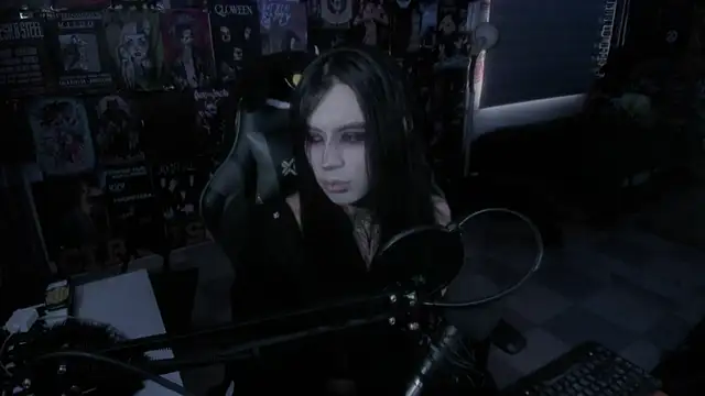 Snapshot of rotten_dreams chatting on February 21, 2025, 3:32 pm rotten dreams online show from February 21, 2025, 3:32 pm