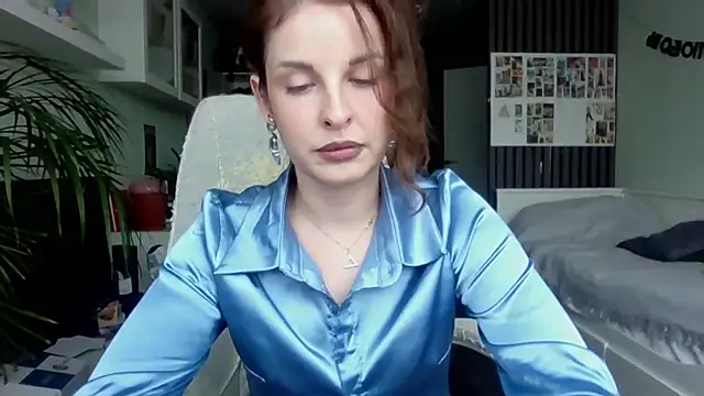 MollyBer online show from April 15, 2026, 11:38 am