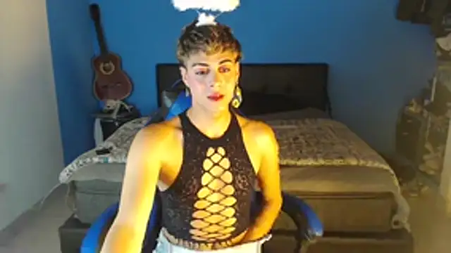 Snapshot of mchissexx chatting on October 21, 2025, 11:48 pm mchissexx online show from October 21, 2025, 11:48 pm