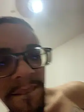 Diegodelicia online show from July 9, 2026, 4:13 am
