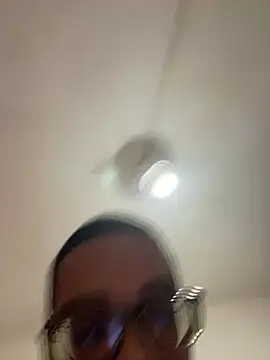 Diegodelicia online show from June 29, 2026, 6:29 pm